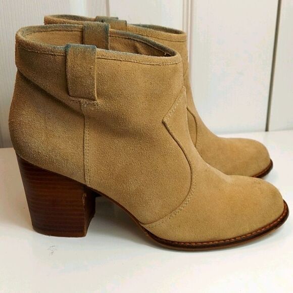 Anthro Splendid Tan Suede Lakota Ankle Booties 8.5 - Picture 1 of 9